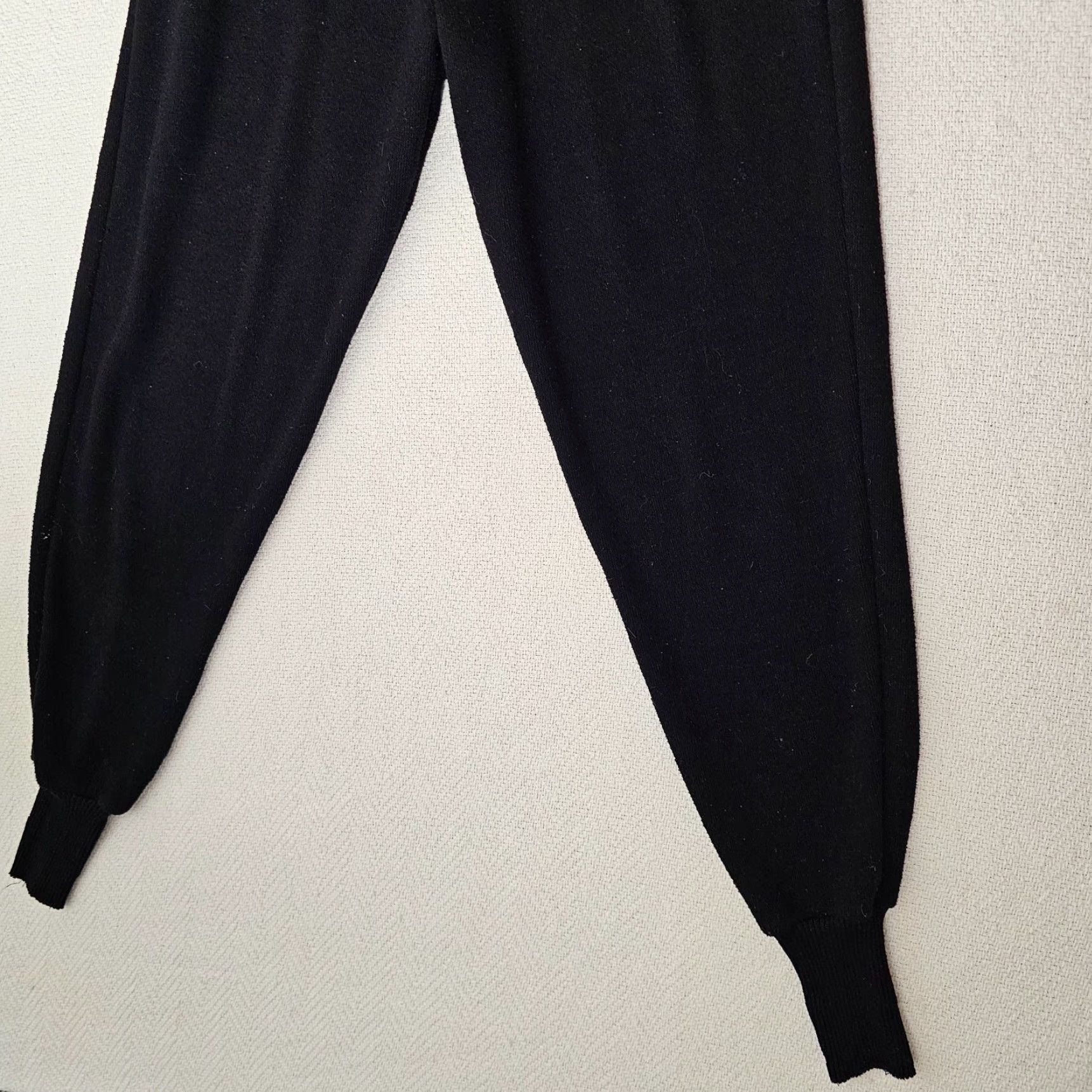 Zara Zara Women's Knit Black Elastic Joggers Tracksuit Size Small Pants Jogger Tapered Regular with Pockets Elastic Waist Size 28" / US 6 / IT 42 - 2 Thumbnail