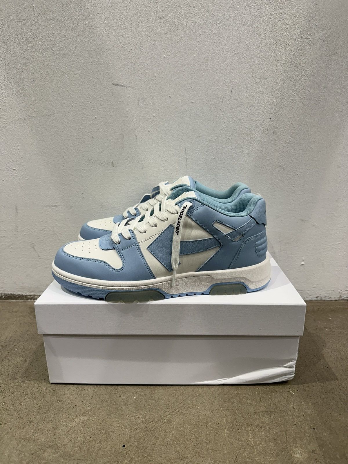 Off-White Off White Out Of Office Light Blue White Sneaker Size US 10 / EU 43 - 3 Thumbnail