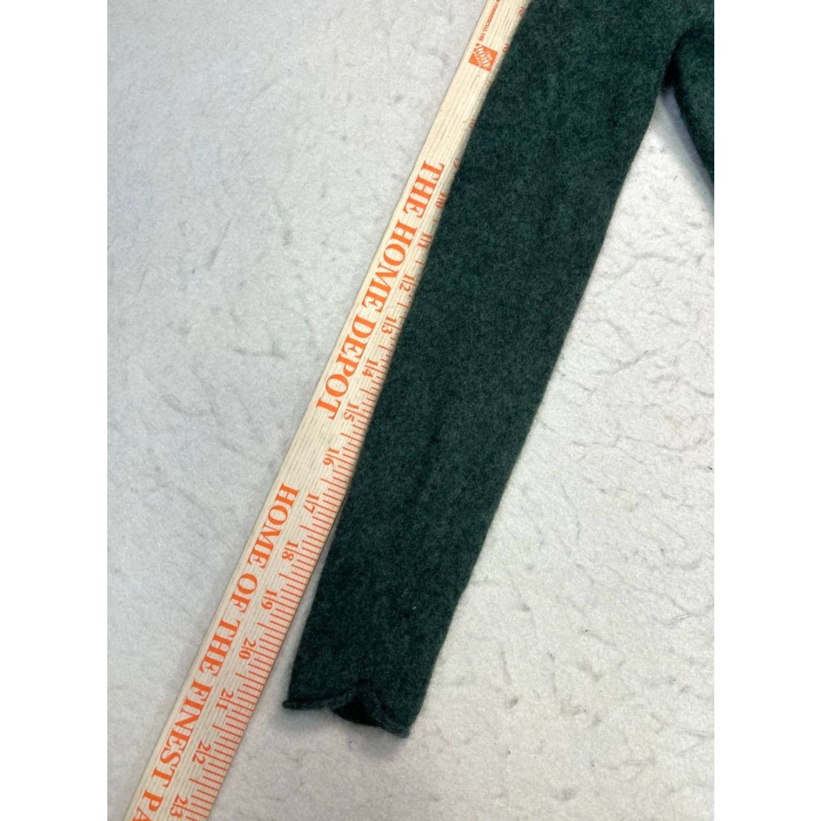 Vintage Sutton Studio Women’s Sweater V-Neck Cashmere XS-S Dark Olive Green Pullover Size XS / US 0-2 / IT 36-38 - 5 Thumbnail