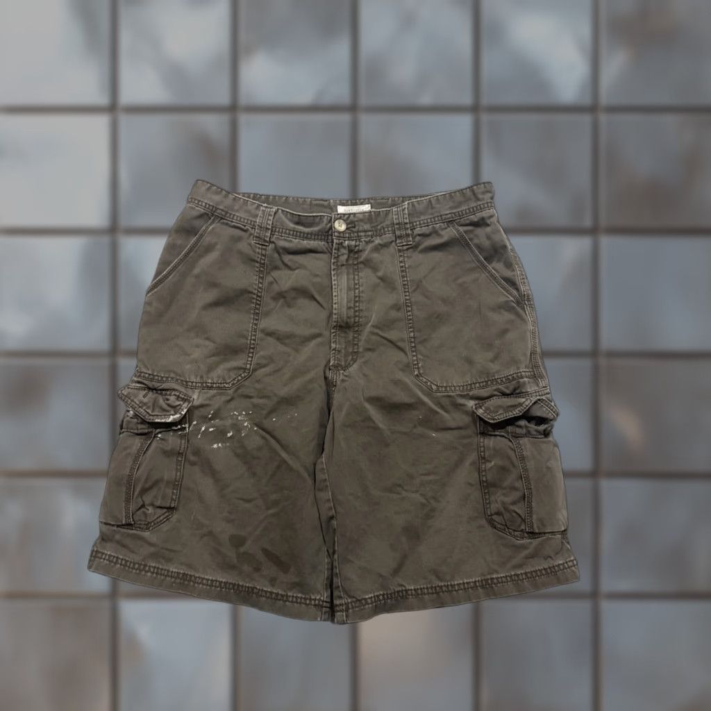 Van Heusen VINTAGE Van Heusen Cargo Shorts Men 34 Brown 00’s Y2K AS-IS Stained HTF Size 34 Mens Size US 34 / EU 50 - 1 Thumbnail