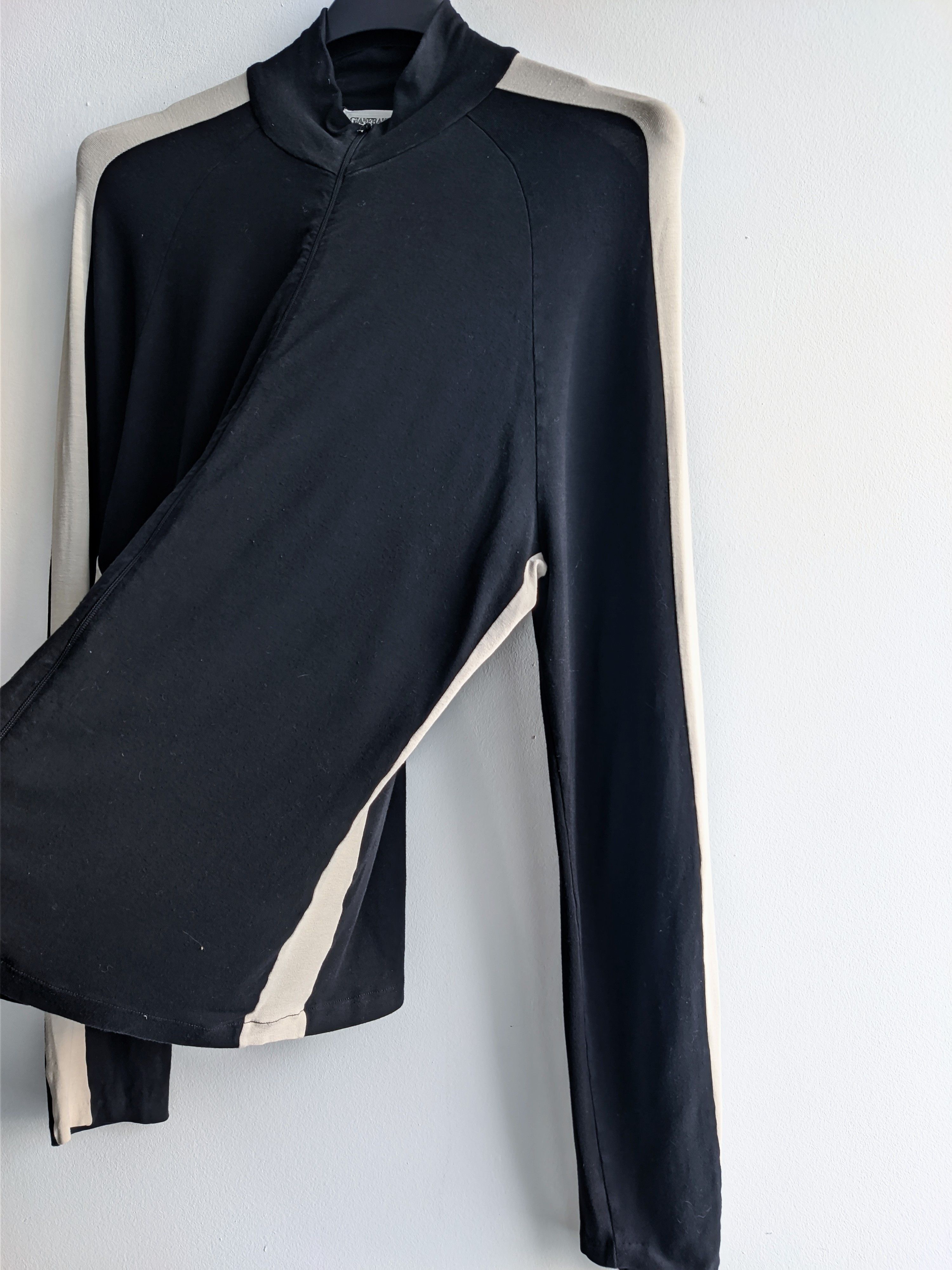 Gianfranco Ferre Gianfranco ferre zip long sleeve black vintage Size M / US 6-8 / IT 42-44 - 10 Thumbnail