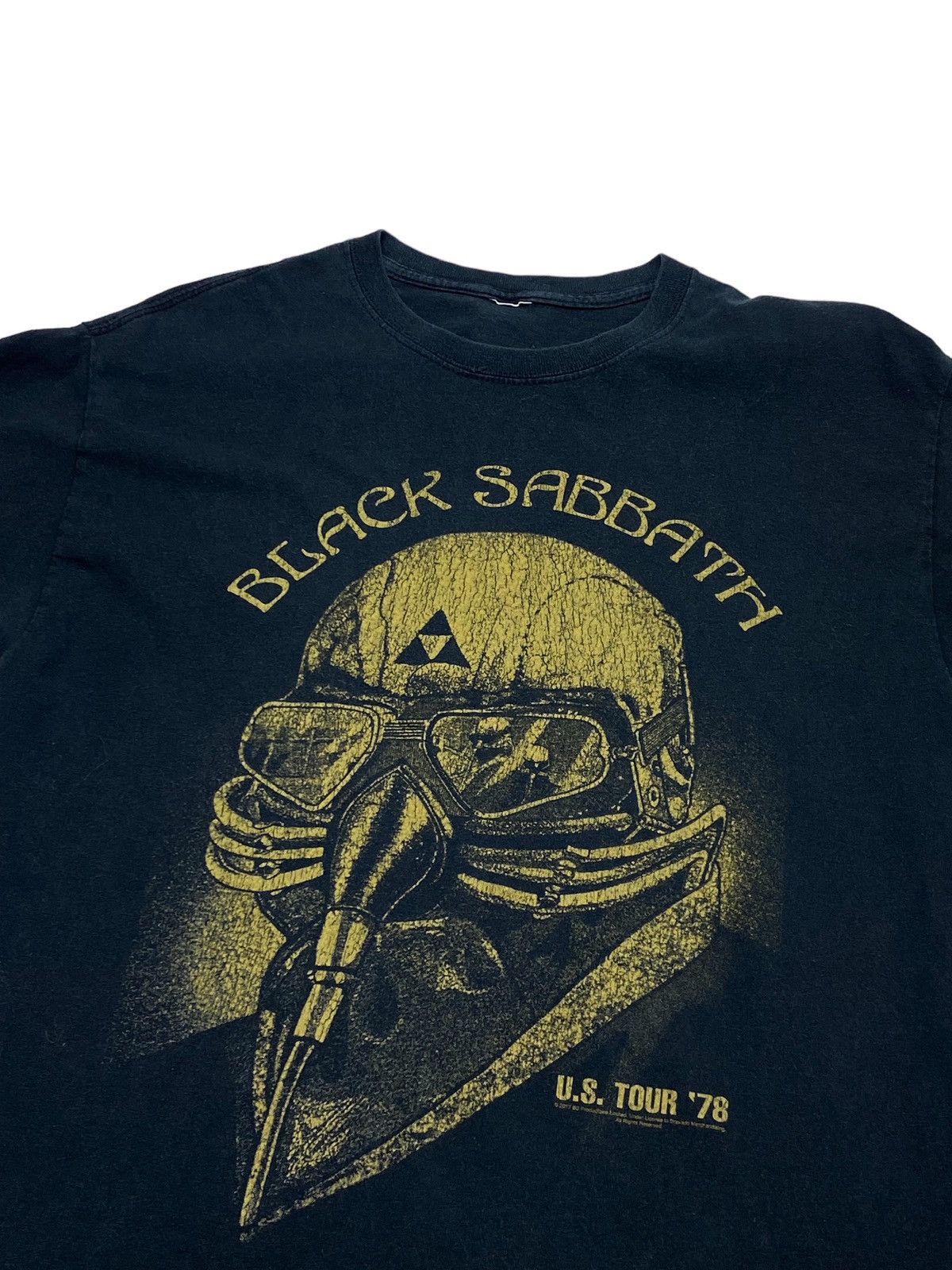 Black Sabbath 2017 BLACK SABBATH Rock Band US Tour 78 Tee Shirt Size US M / EU 48-50 / 2 - 2 Thumbnail