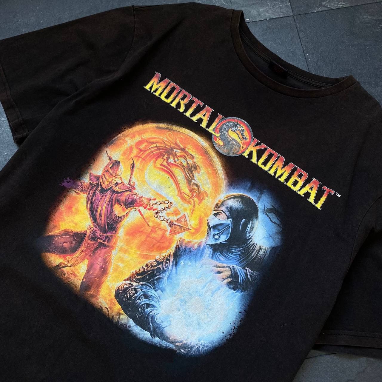 Vintage Vintage big logo mortal combat 3xl tee shirt Size US XXL / EU 58 / 5 - 2 Thumbnail
