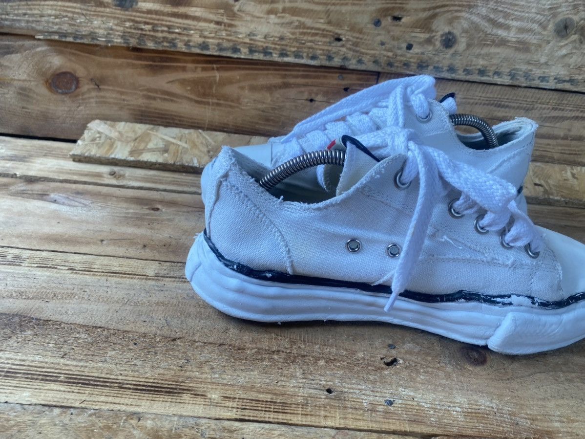 Maison MIHARA YASUHIRO Maison mihara yasuhiro white low-too canvas sneakers sz 41 Size US 8 / EU 41 - 15 Thumbnail