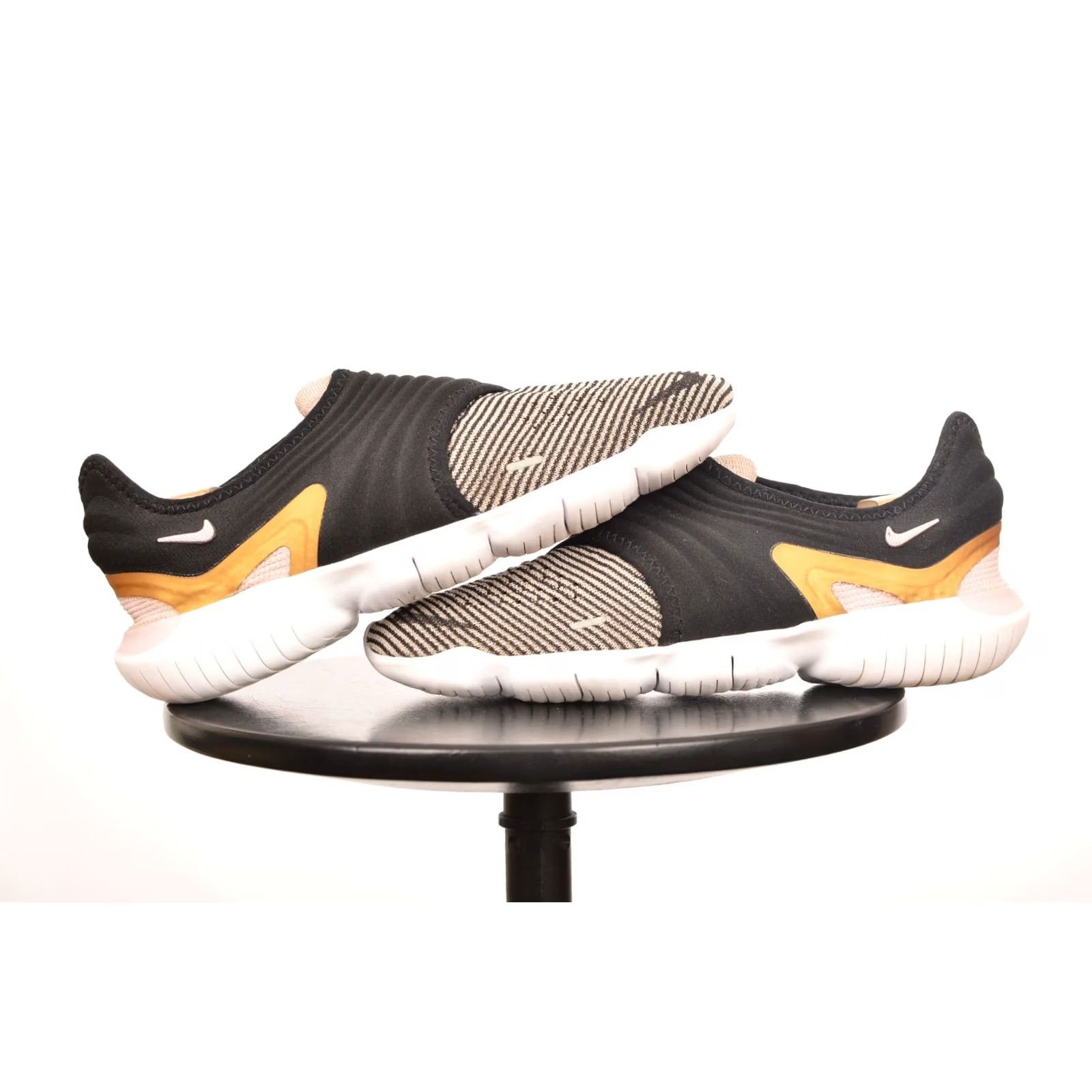 Nike Nike Free RN Flyknit 3.0 Sneakers Trainers AQ5708-010 US 7.5 Women Multicolor Sneaker 7.5 Womens Size US 5 / IT 35 - 5 Thumbnail