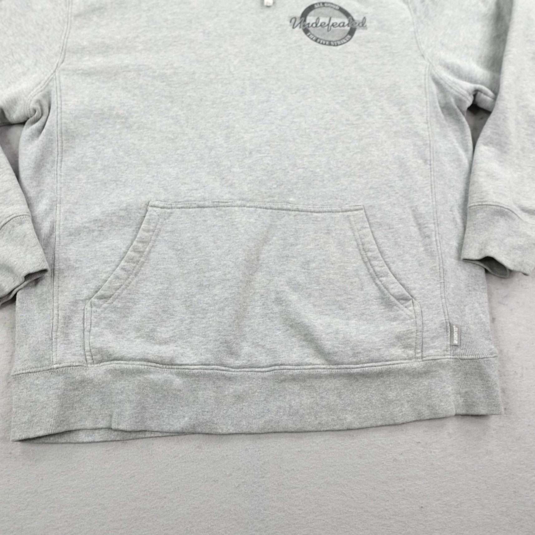 Undefeated VINTAGE Undefeated Hoodie Pullover XL Gray Graphic Skateboarding Mens Size US XL / EU 56 / 4 - 4 Thumbnail