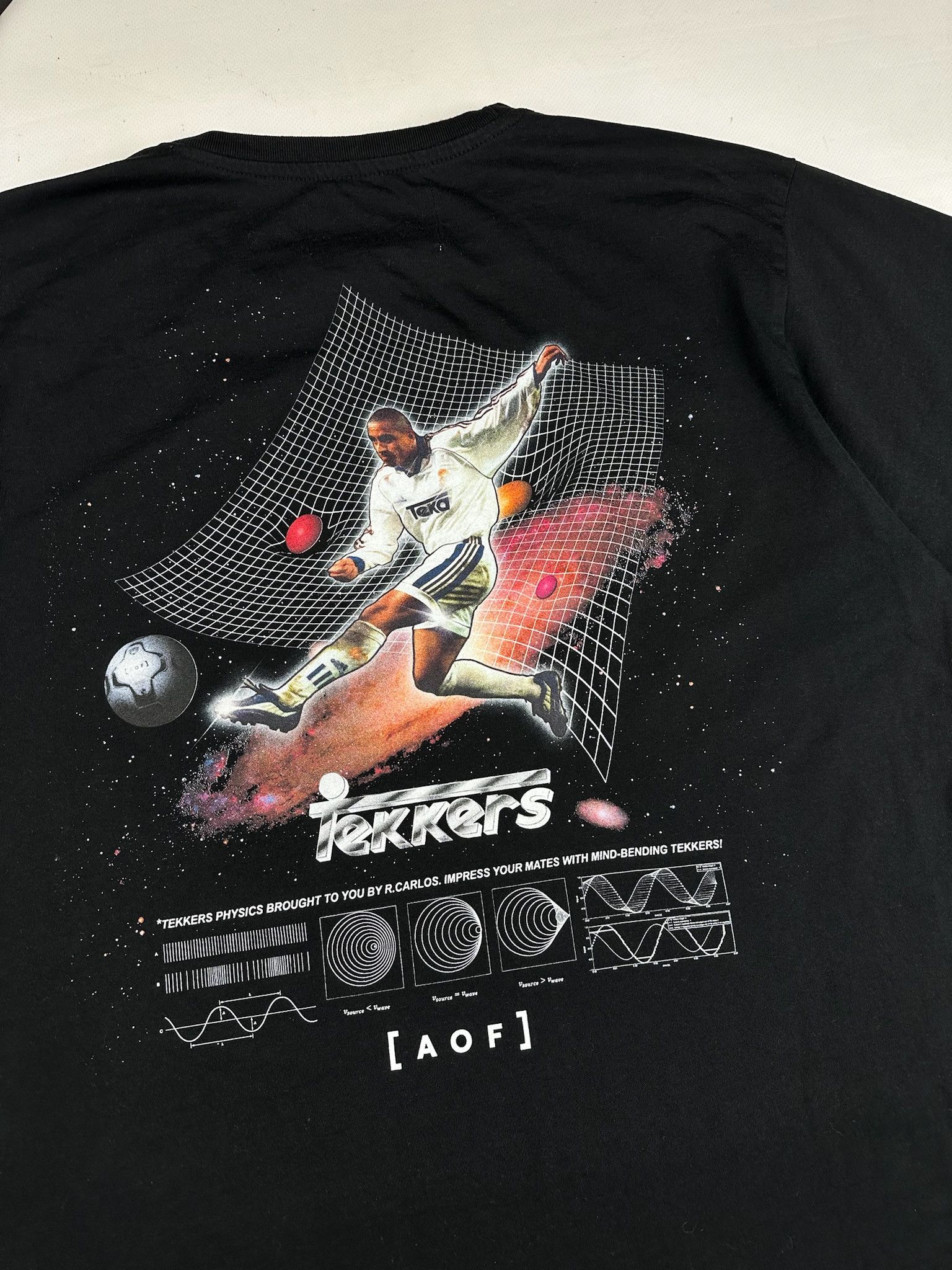 Arts & Science Real Madrid Roberto Carlos tShirt art of football Size US L / EU 52-54 / 3 - 2 Thumbnail