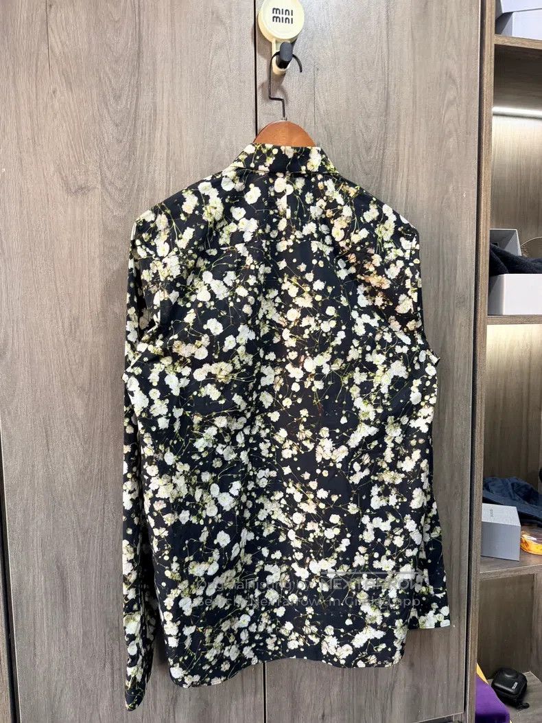Givenchy Givenchy Size40 Star Short Sleeve Size US M / EU 48-50 / 2 - 8 Thumbnail