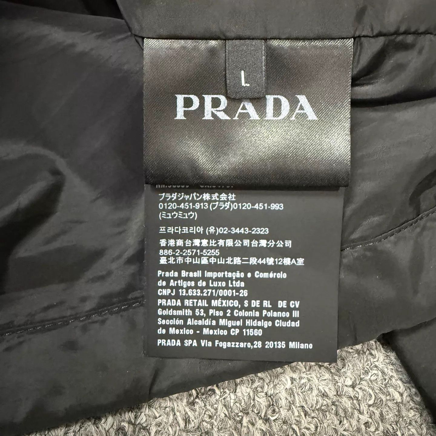 Prada Prada Black Triangle Logo Cotton Jacket Unused L Size L / US 10 / IT 46 - 4 Thumbnail