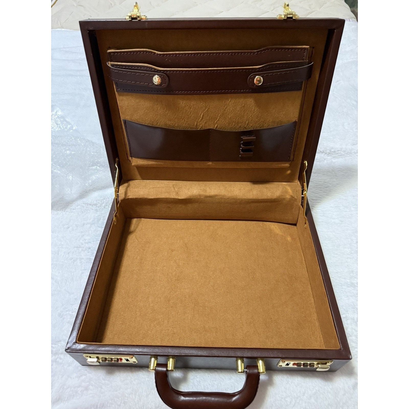 Travis Scott Travis Scott Utopia Brown Leather Briefcase Gold Hardware Size ONE SIZE - 2 Thumbnail