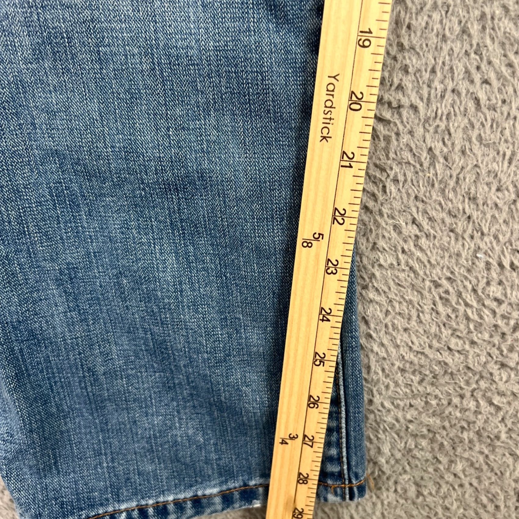 Lucky Brand LUCKY BRAND Jeans 37x29 Mens Light Denim Straight Leg Regular Fit Blue Size US 37 - 3 Thumbnail