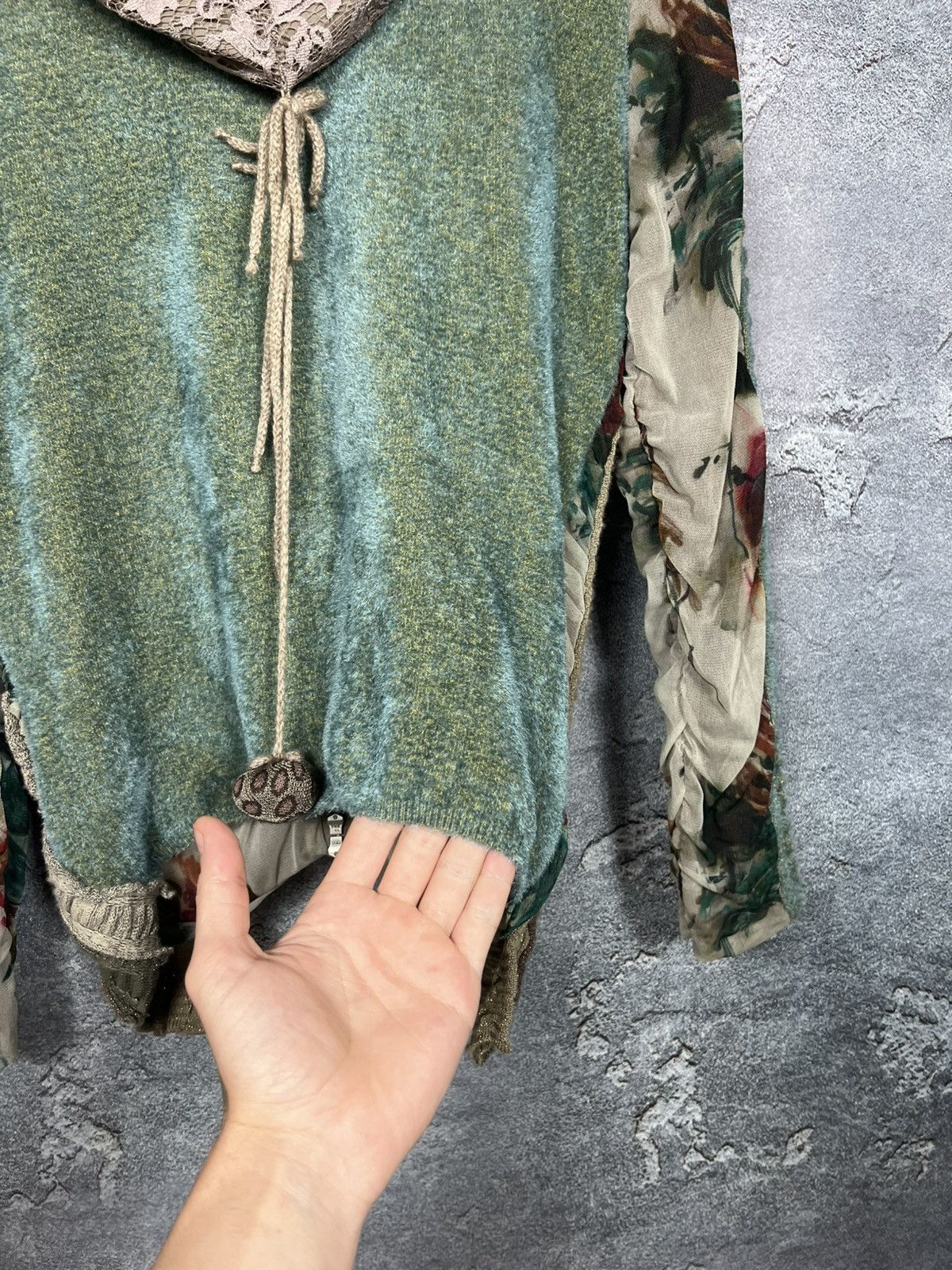 Vintage Vintage Tricot Chic Avant Garde Save the Queen Style Hoodie Size L / US 10 / IT 46 - 20 Thumbnail