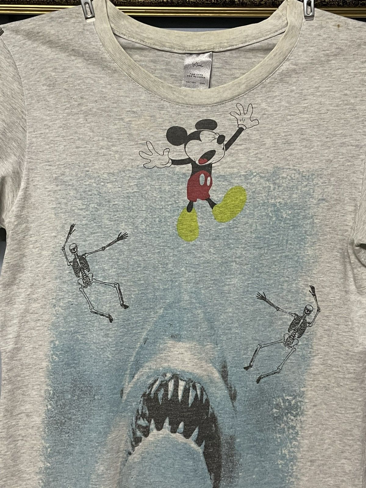 Japanese Brand Vintage Japan Designer Nine 9 Jaws Movie Poster Parody Tee Size US XS / EU 42 / 0 - 3 Thumbnail