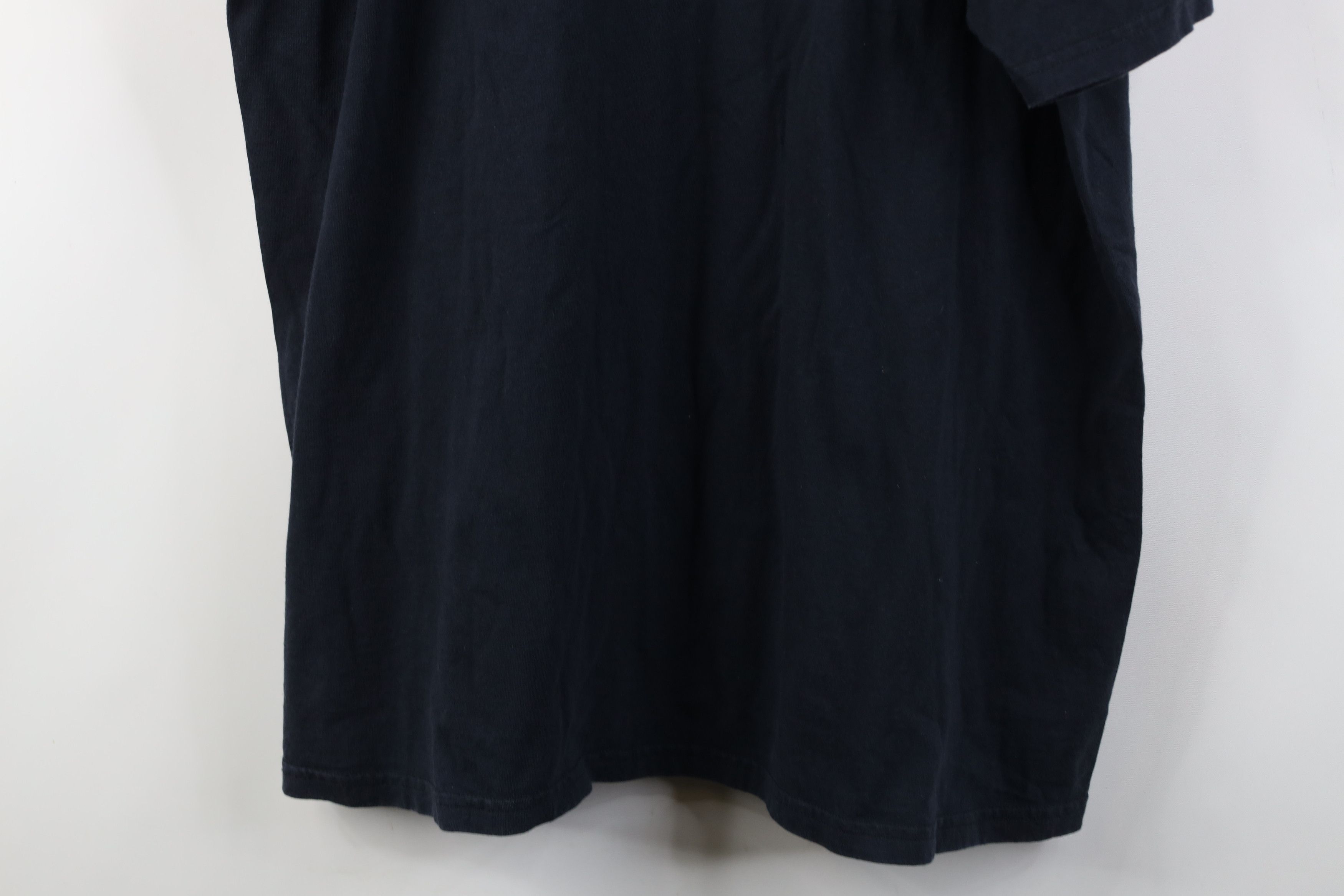 Nike Vintage Nike Mini Swoosh Short Sleeve T-Shirt Navy Blue Size US XL / EU 56 / 4 - 12 Thumbnail