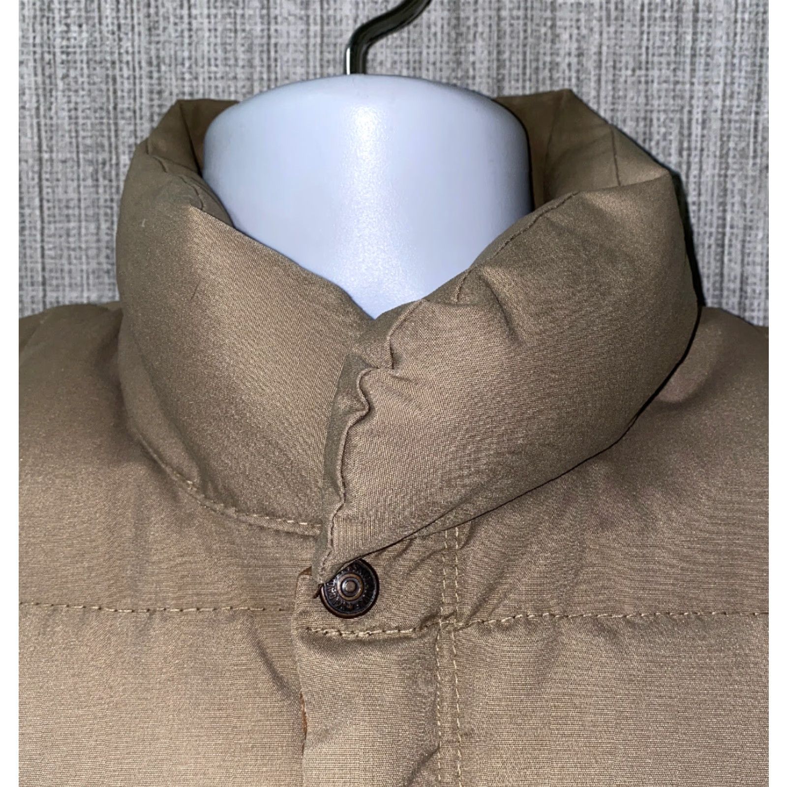 Vintage VINTAGE Skidaddle Vest Quilted Down Beige Men S Size S Snap Button Front 23 Inch Armpit Mens Size US S / EU 44-46 / 1 - 3 Thumbnail