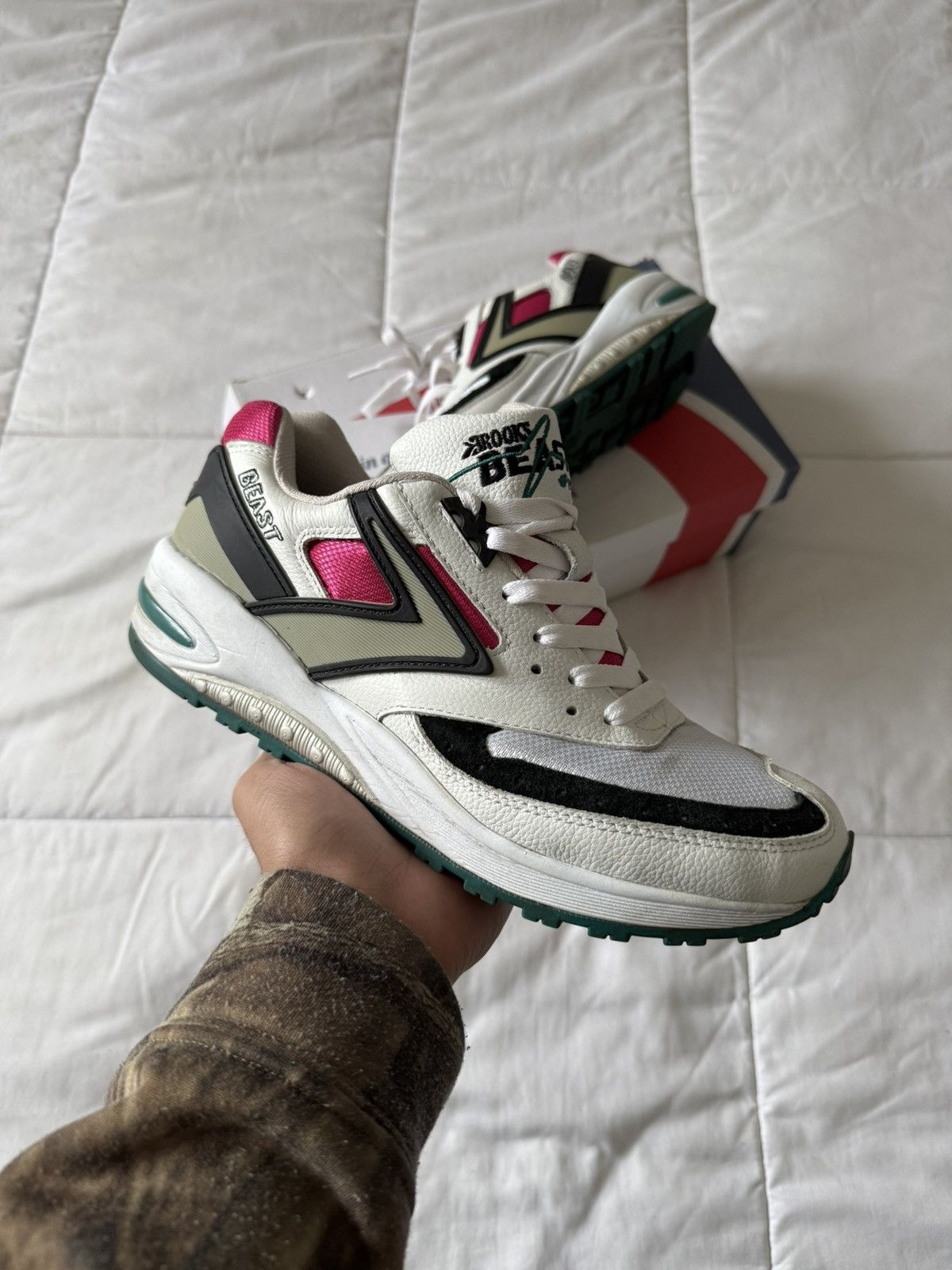Brooks Brooks Beast 1 Heritage 1992 Size US 9.5 / EU 42-43 - 1 Thumbnail