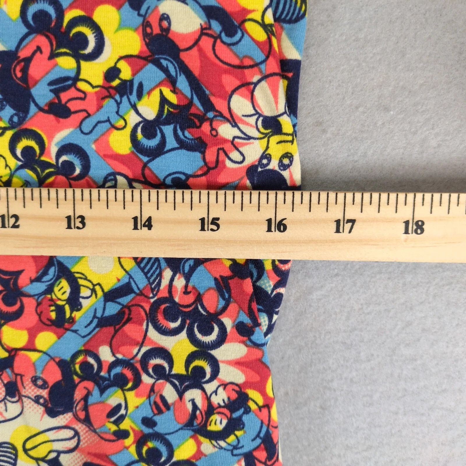 Disney Lularoe Disney Mickey Mouse Print High-Low Shirt Women's S Size S / US 4 / IT 40 - 10 Thumbnail