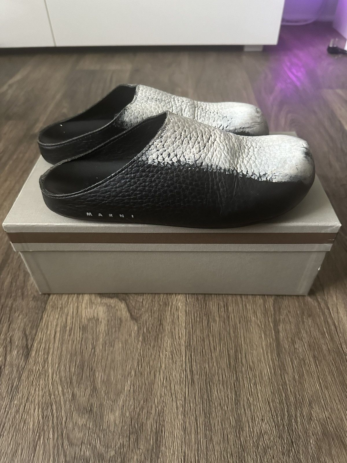 Marni Marni Painted Leather Slip Ons Size US 9.5 / IT 39.5 - 5 Thumbnail