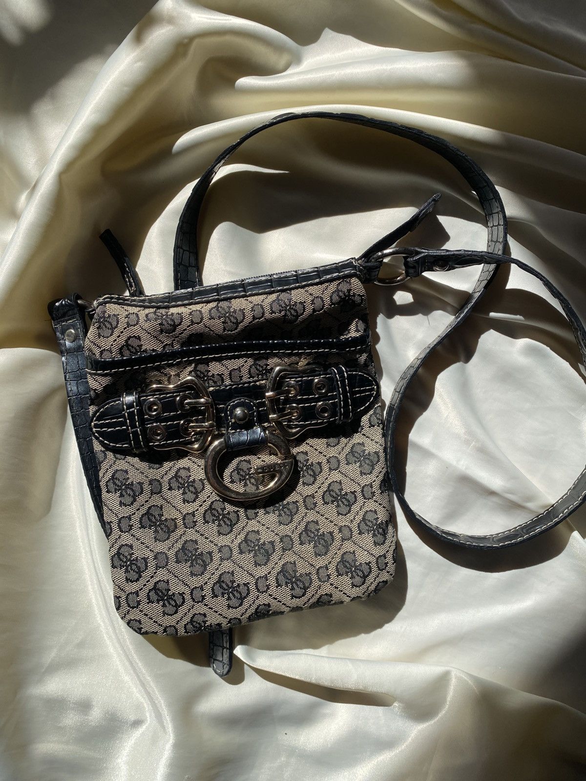 Guess Guess mini petite shoulder bag Size ONE SIZE - 1 Thumbnail