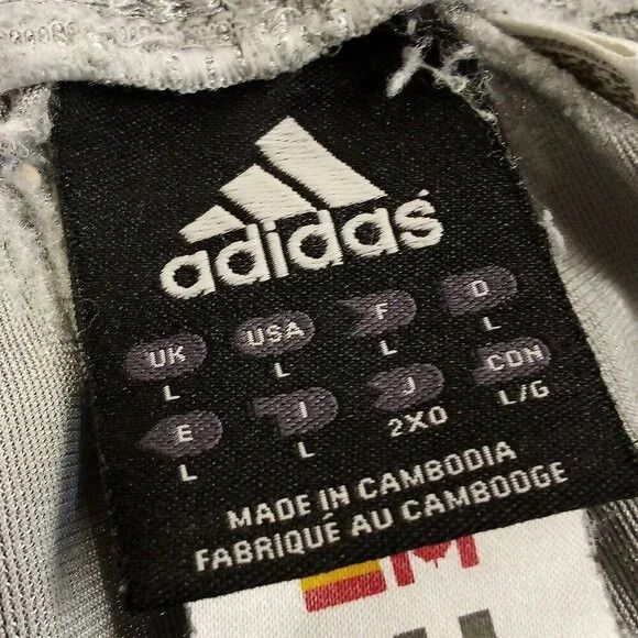 Adidas Vintage Adidas 3 Stripe Snap Button Sweat Pants Joggers Size US 32 / EU 48 - 4 Thumbnail