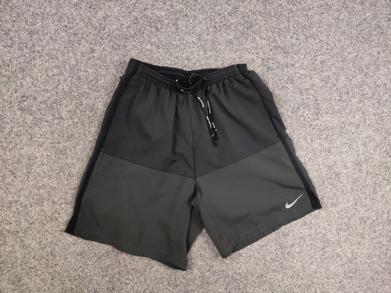Nike Nike Running Dri Fit Light Shorts Vintage Style Size US 32 / EU 48 - 6 Thumbnail