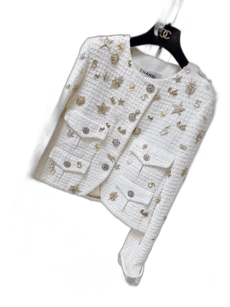 Chanel Chanel 22C White Embroidered Pocket Jacket Size M / US 6-8 / IT 42-44 - 1 Thumbnail