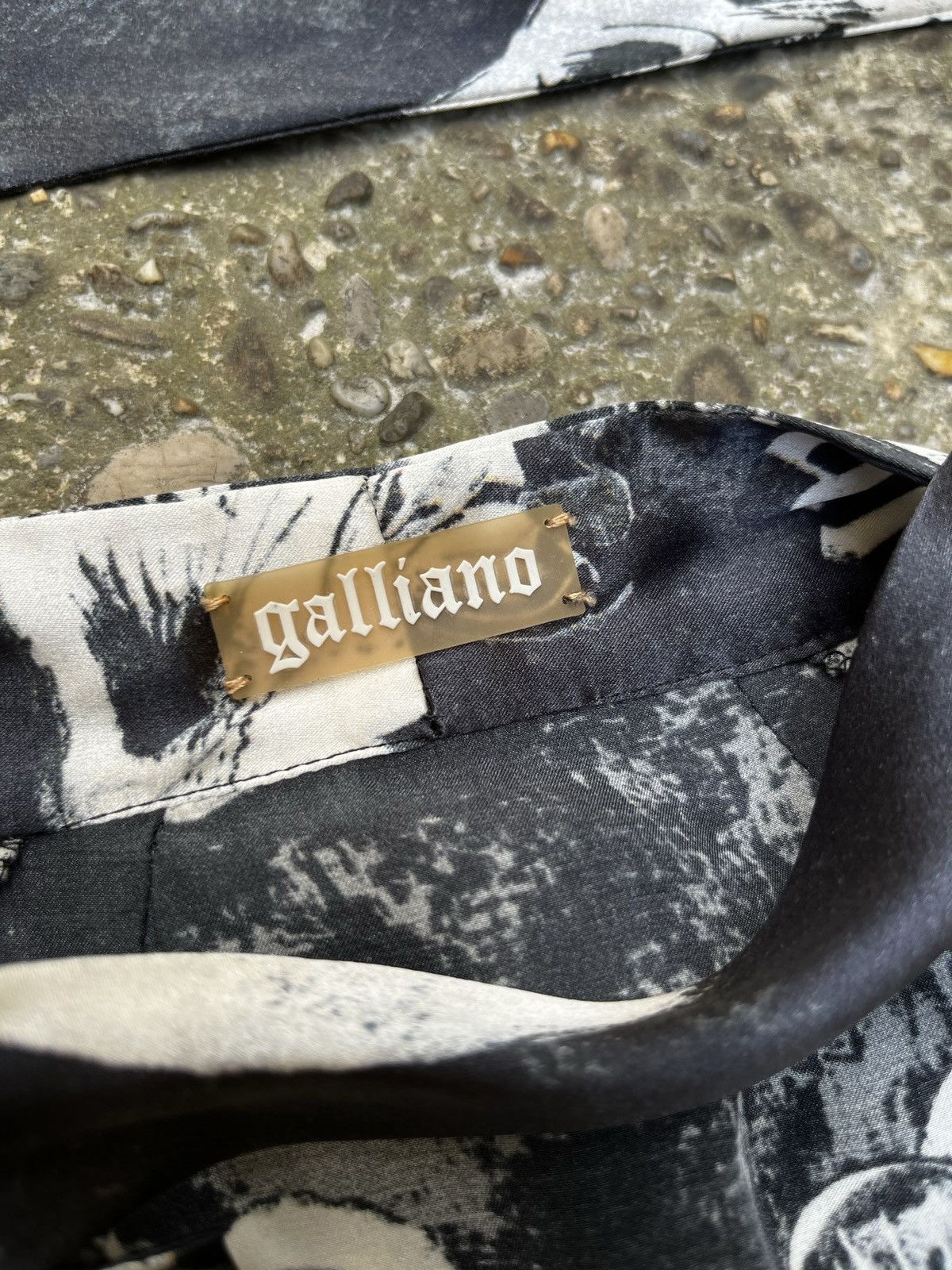 John Galliano × Vintage galliano vintage overprinted floral print shirt Size XS / US 0-2 / IT 36-38 - 4 Thumbnail