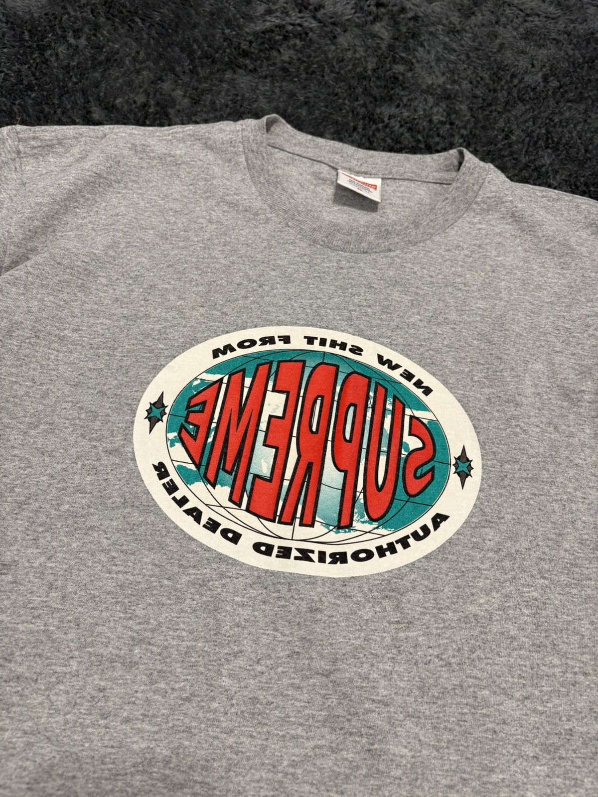 Supreme Supreme Backwards Shit From New Dealer Tee Size US M / EU 48-50 / 2 - 2 Thumbnail
