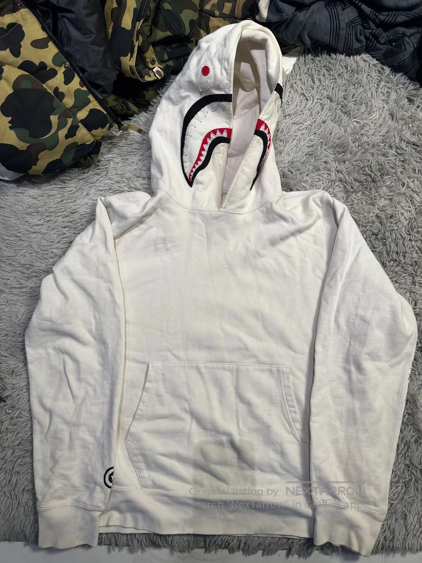 Bape Bape White Shark Hoodie. Size US L / EU 52-54 / 3 - 1 Thumbnail