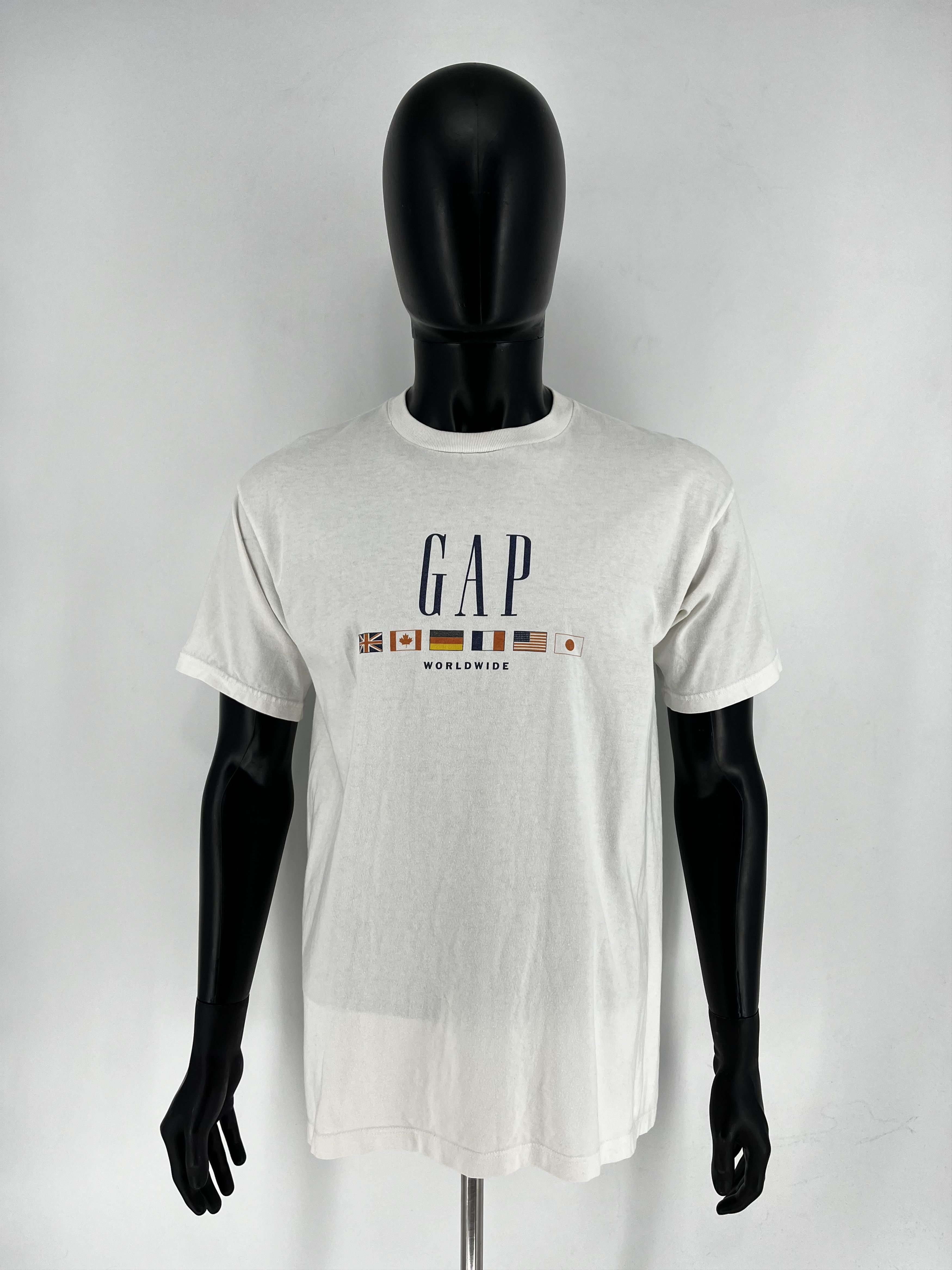 Gap Vintage 90s Gap Gap Worldwide Flag Print On Single Stitch Size US M / EU 48-50 / 2 - 2 Thumbnail