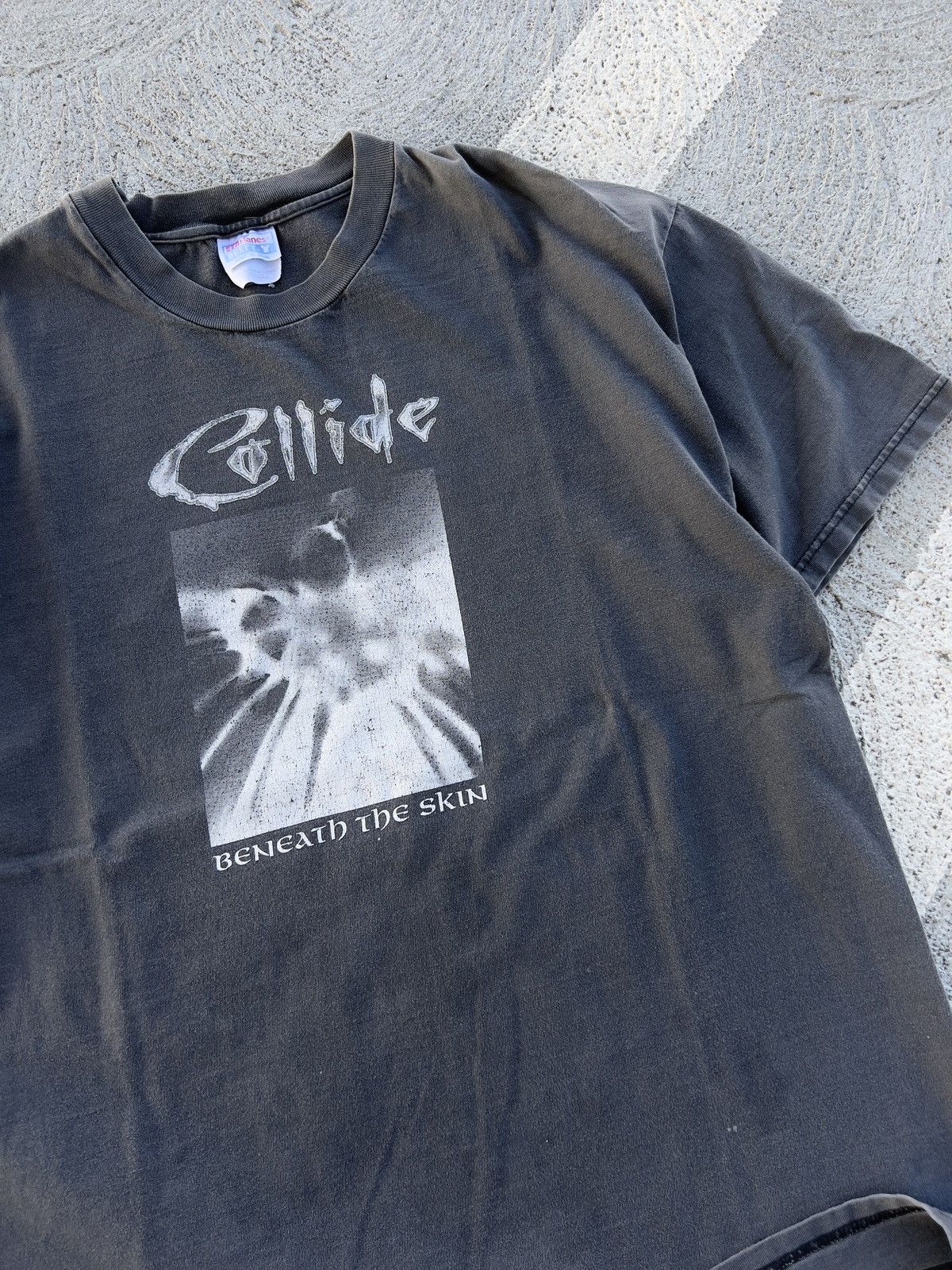 Band Tees Vintage 90's RARE Collide Dark Wave Band Tee Size US XL / EU 56 / 4 - 4 Thumbnail