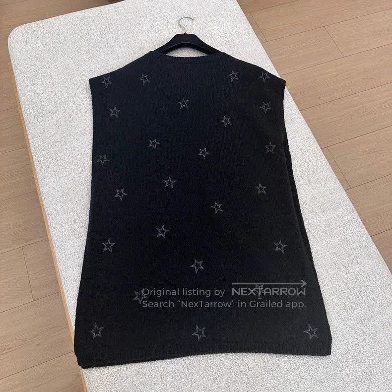 Saint Laurent Paris Saint Laurent Paris Star Print Poncho. Size US XS / EU 42 / 0 - 2 Thumbnail