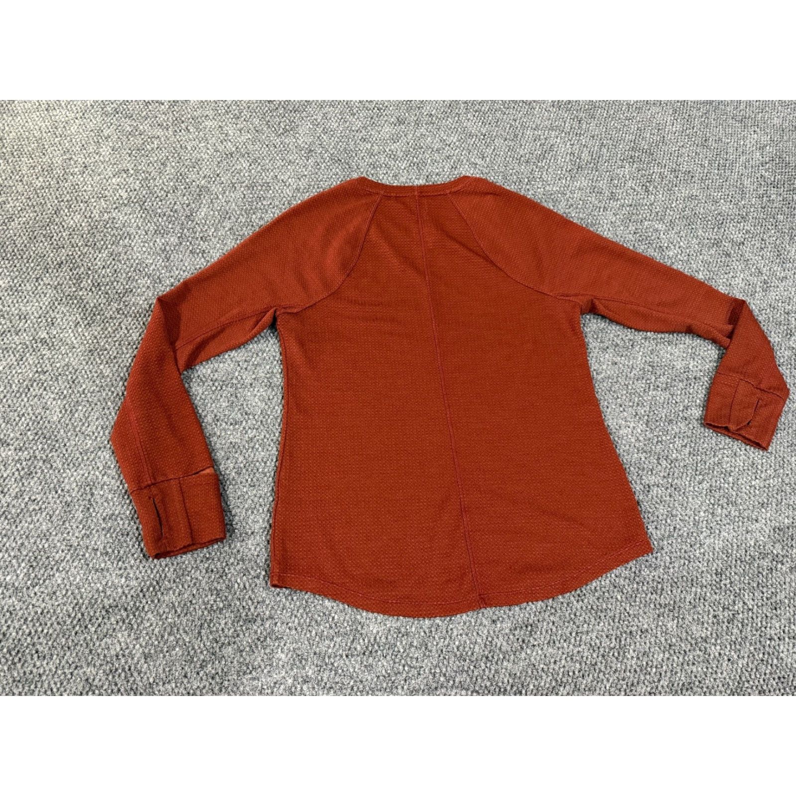 Prana Prana Shirt Womens M Red Long Sleeve Thermal Knit Casual Outdoor Centered Floral Button Knit Cotton Machine Washable Mens? Size M / US 6-8 / IT 42-44 - 5 Thumbnail