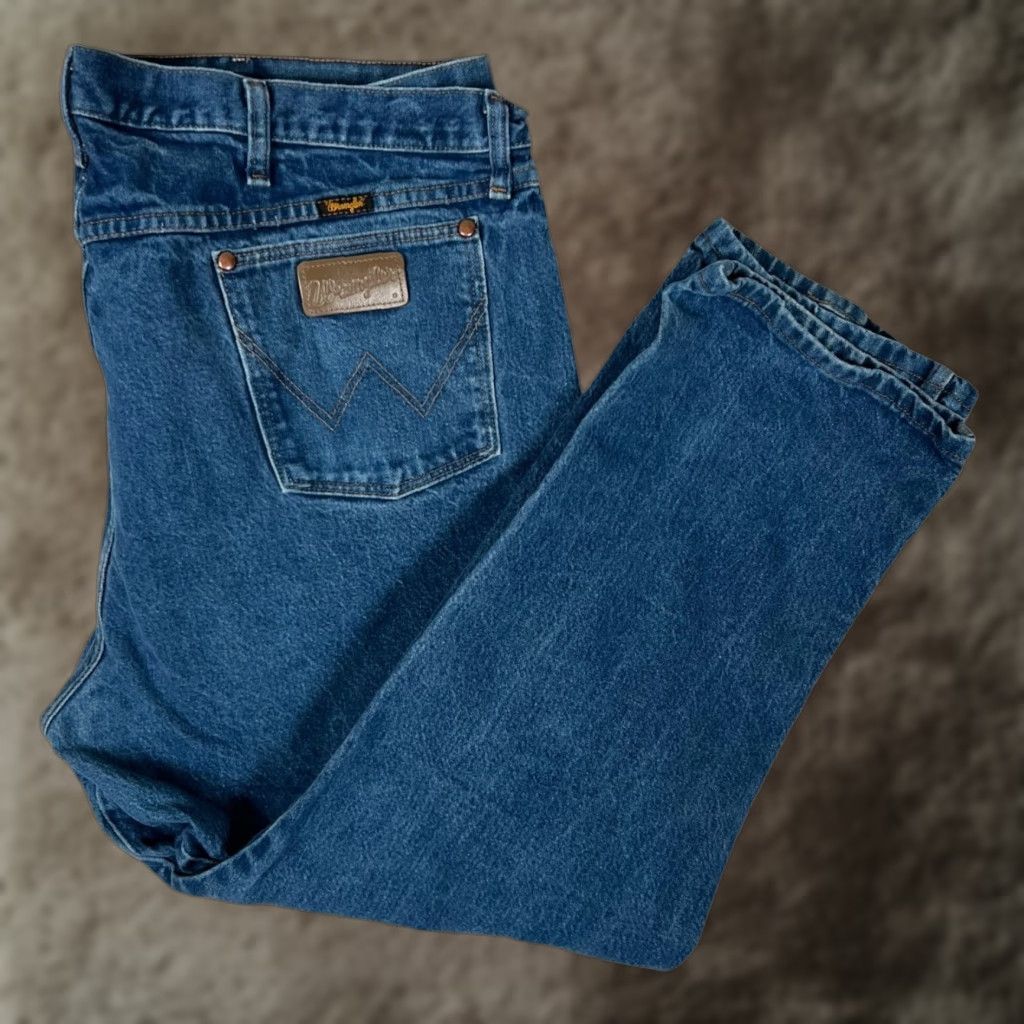 Wrangler VINTAGE Wrangler MWZ Regular Fit Cowboy Blue Denim Jeans 44x30 Size US 44 / EU 60 - 1 Thumbnail