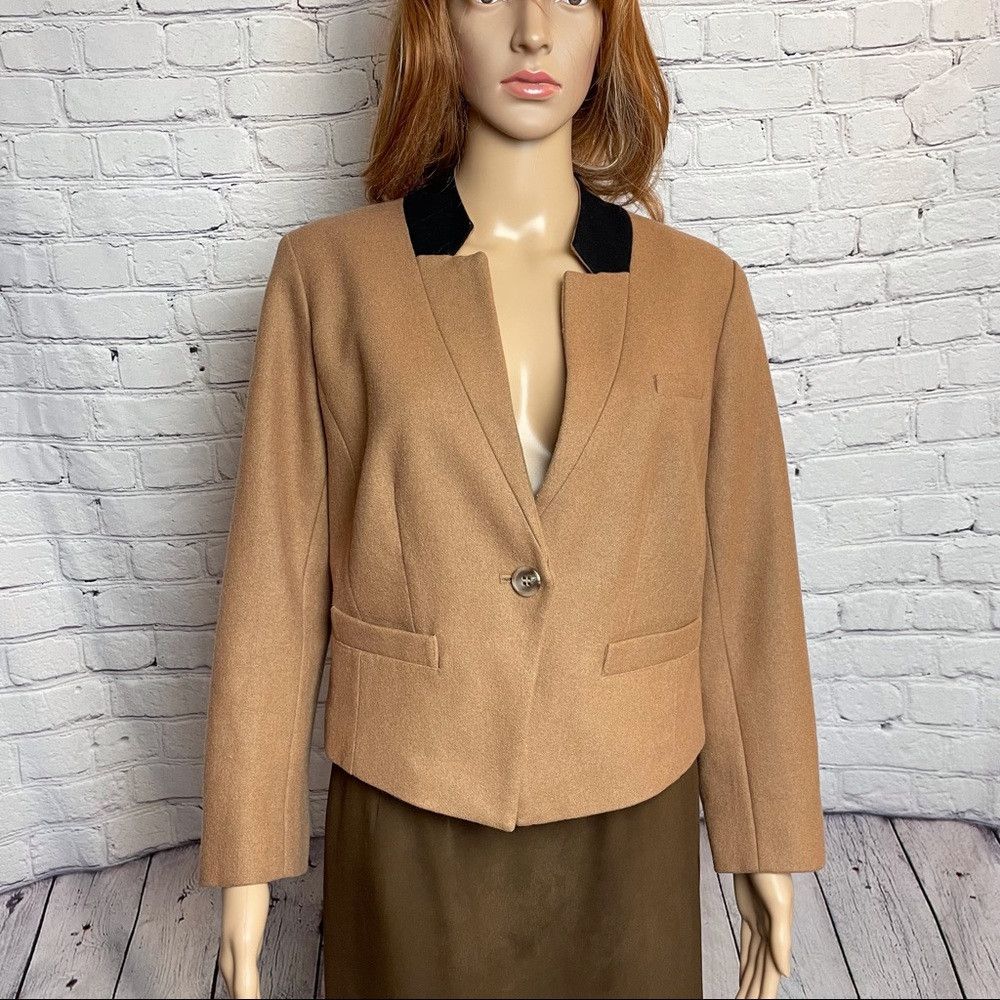Other Trouvé Wool Cropped Camel Blazer Jacket Size L Size L / US 10 / IT 46 - 2 Thumbnail