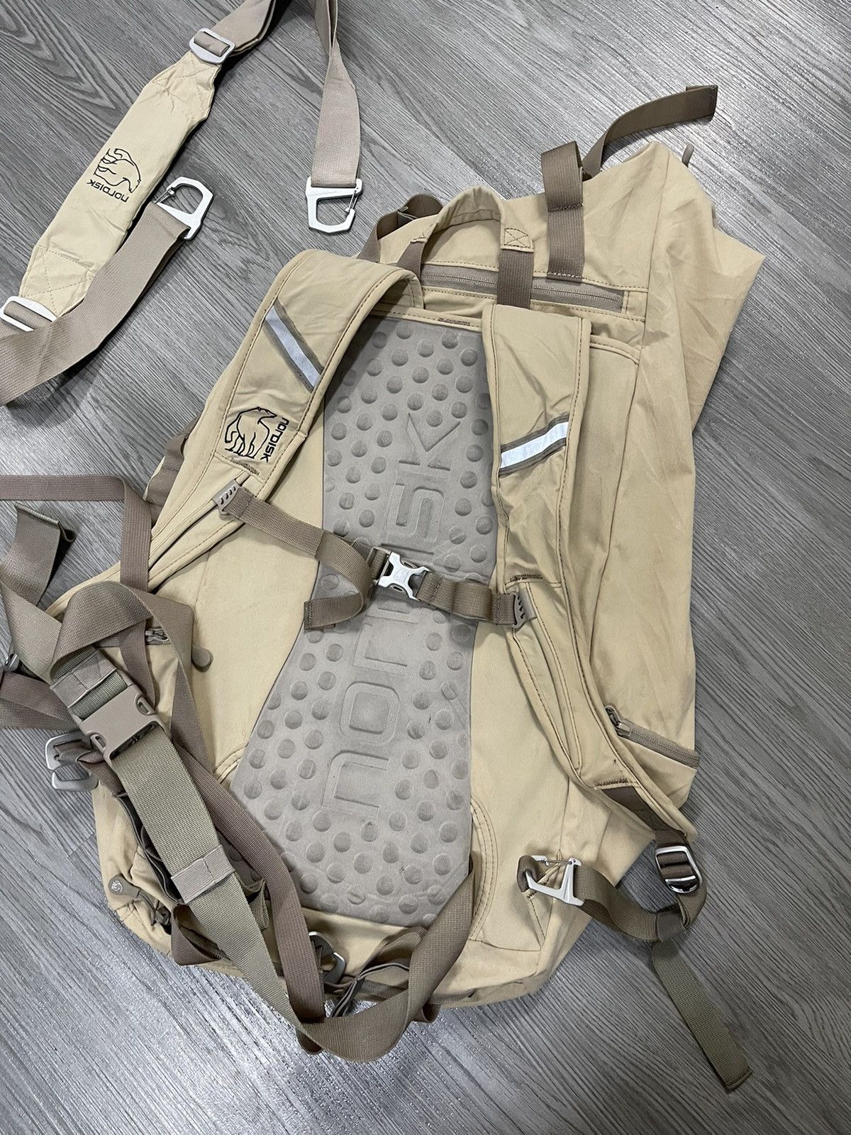 Other Nordisk YGGDRASIL 20~37L hiking camper bagpack Size ONE SIZE - 12 Thumbnail