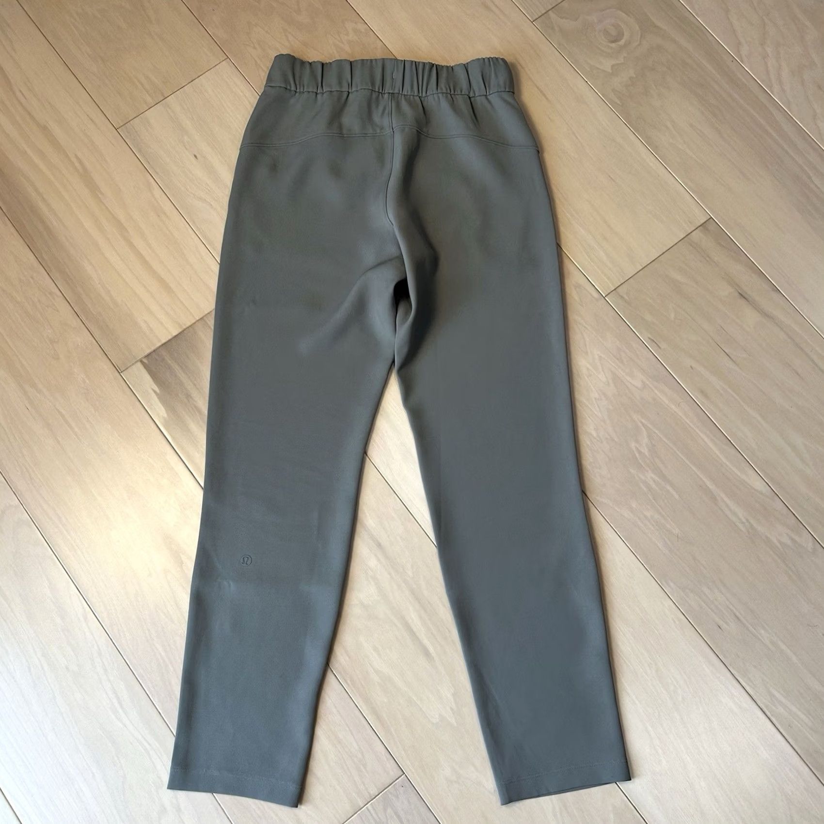 Lululemon Lululemon On The Fly Pant Taupe Women’s 2 Regular Ankle Pockets Elastic Waist Drawstring 27 Inseam 26-28 Waist Athleisure Outdoor Sports Size 26" / US 2 / IT 38 - 2 Thumbnail