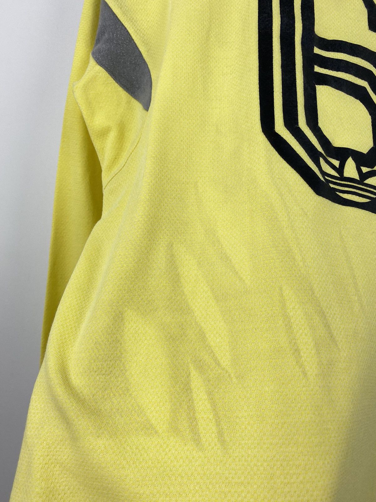 Adidas Vintage Adidas Winterthur #6 1980s Ventex Soccer Jersey Size US L / EU 52-54 / 3 - 15 Thumbnail