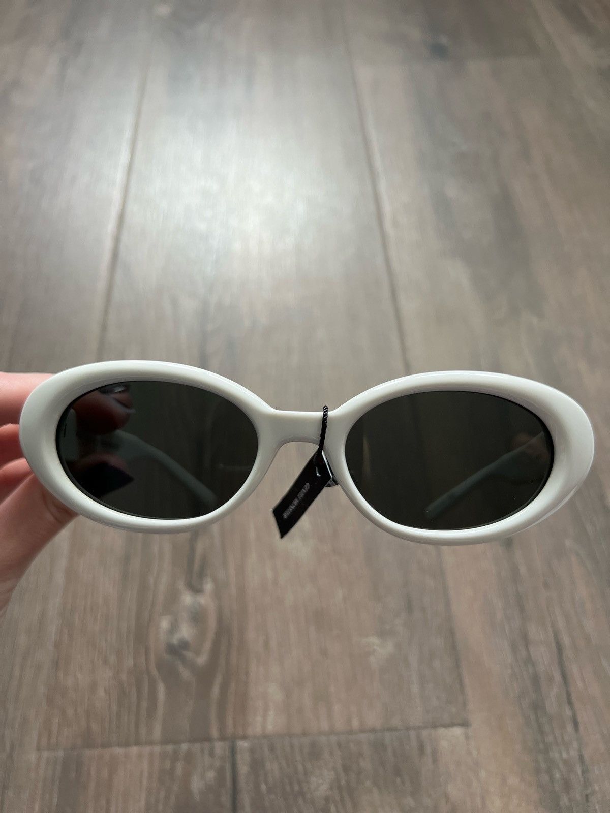Gentle Monster × Maison Margiela MM X Gentle Monster MM107 - W2 Size ONE SIZE - 6 Thumbnail