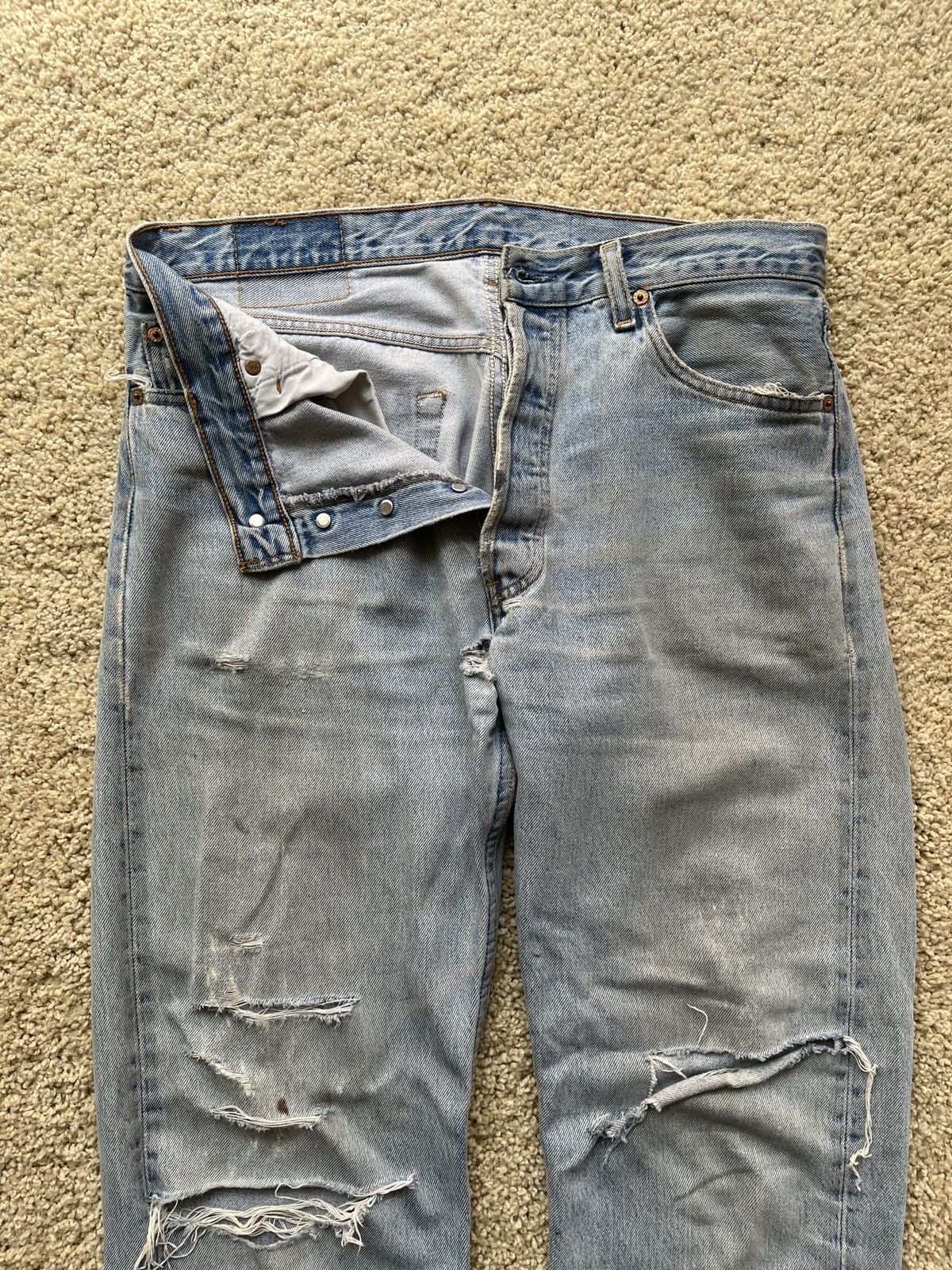 Levi's 1990’s Vintage Levi’s 501 Jeans Distressed Denim Button Fly Size US 33 - 1 Thumbnail