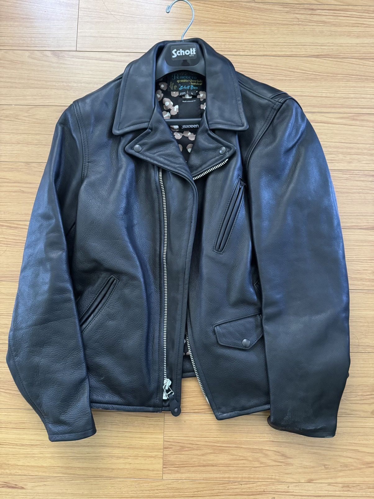 3sixteen × Schott 3Sixteen x Schott Waxy Steerhide Perfecto — Large Size US L / EU 52-54 / 3 - 1 Thumbnail