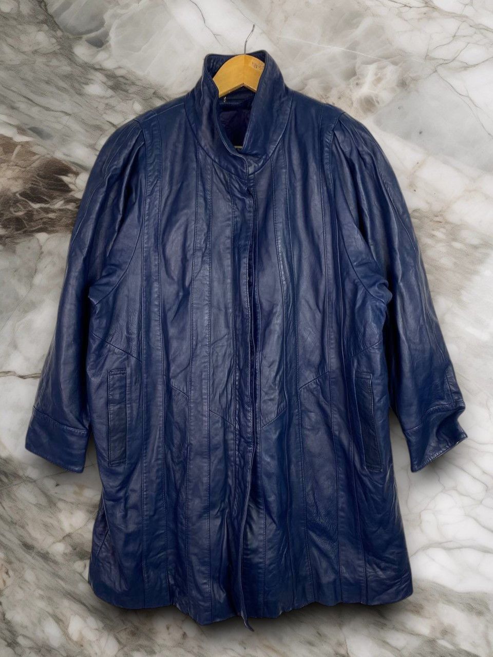 Japanese Brand vintage japanese brand long leather jacket quilted lining Size US L / EU 52-54 / 3 - 1 Thumbnail