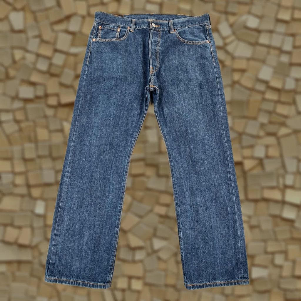 Levi's Levis 501 Jeans Blue W38 L30 Regular Fit Denim Jeans Regular Mens Straight Leg Button Fly 100% Cotton Vintage No Size US 38 / EU 54 - 1 Thumbnail
