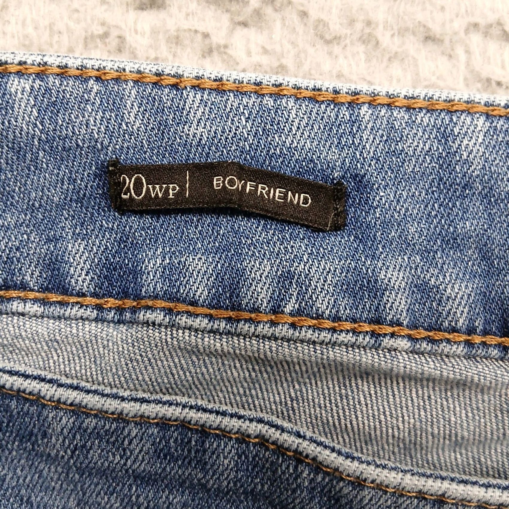 Talbots VINTAGE Talbots Flawless Five-Pocket Boyfriend Jeans Women 20WP Blue Stretch Denim EUC Size 42" / US 20 - 5 Thumbnail