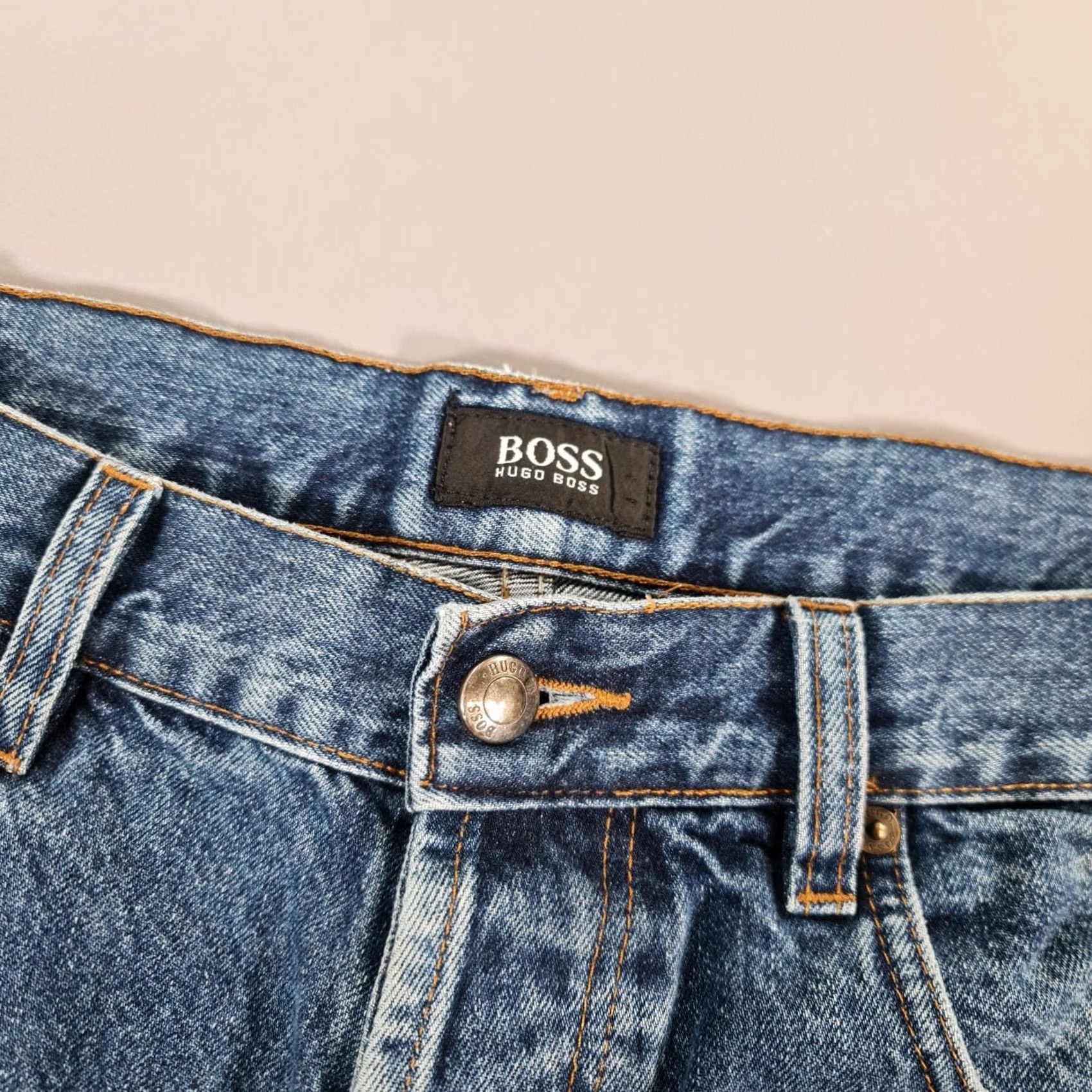 Hugo Boss VINTAGE Hugo Boss Jeans Blue W36 L31 Yukon Straight Leg Denim Jeans Mens Reg 36 31 Blue 5-Pocket Design Buttons Size US 36 / EU 52 - 3 Thumbnail