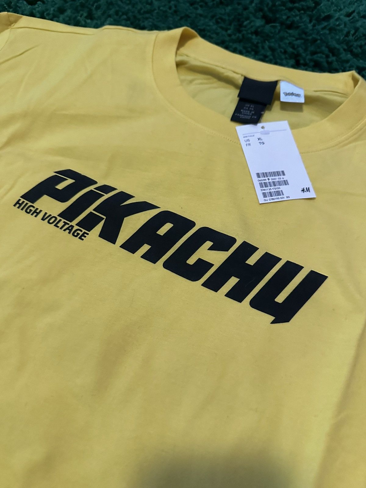 H&M × Pokemon H&M x Pokémon Pikachu High Voltage Tee XL Size US XL / EU 56 / 4 - 2 Thumbnail