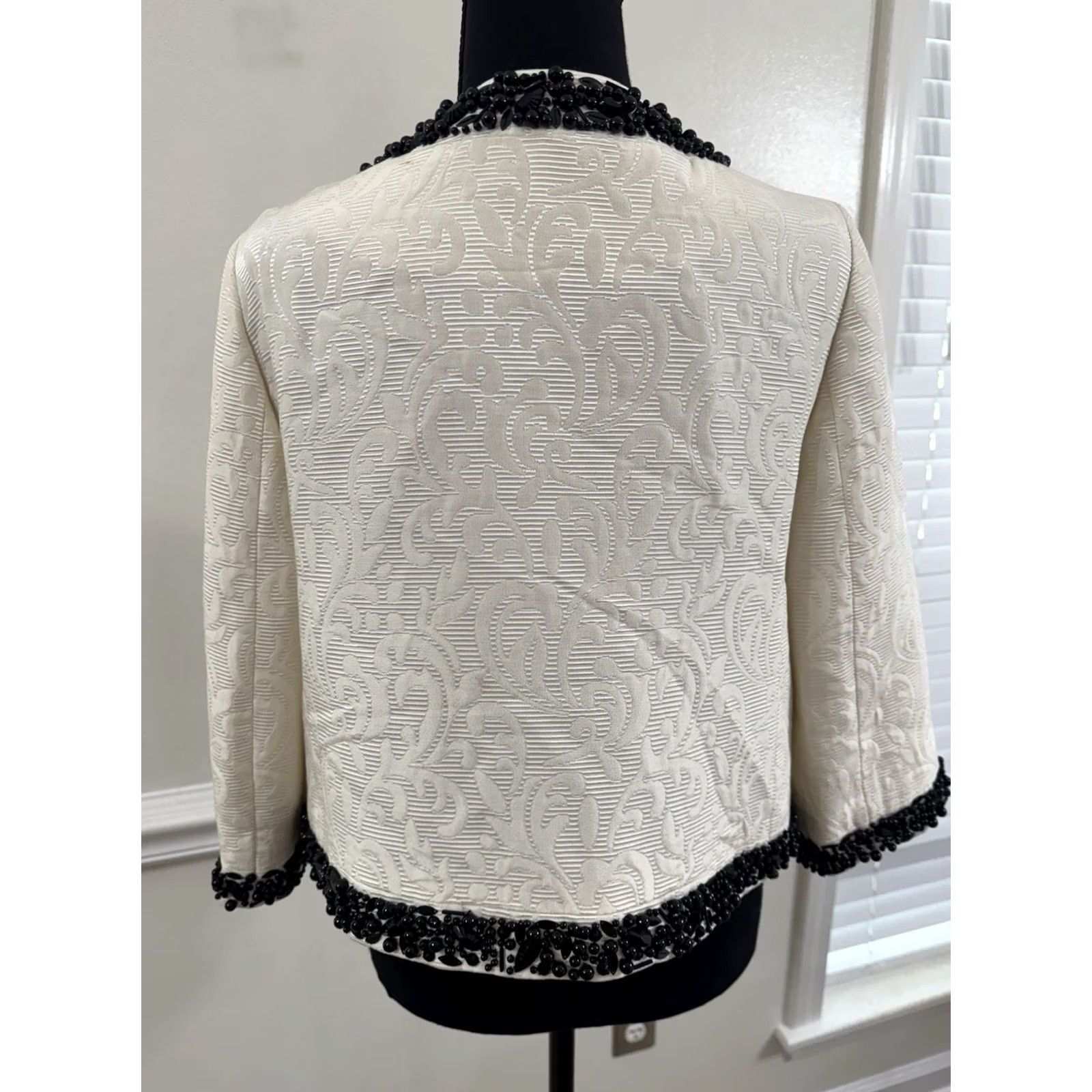 Talbots TALBOTS WMN Summer White Jacquard Black Beaded Lined Jacket Blazer Top Size S / US 4 / IT 40 - 2 Thumbnail