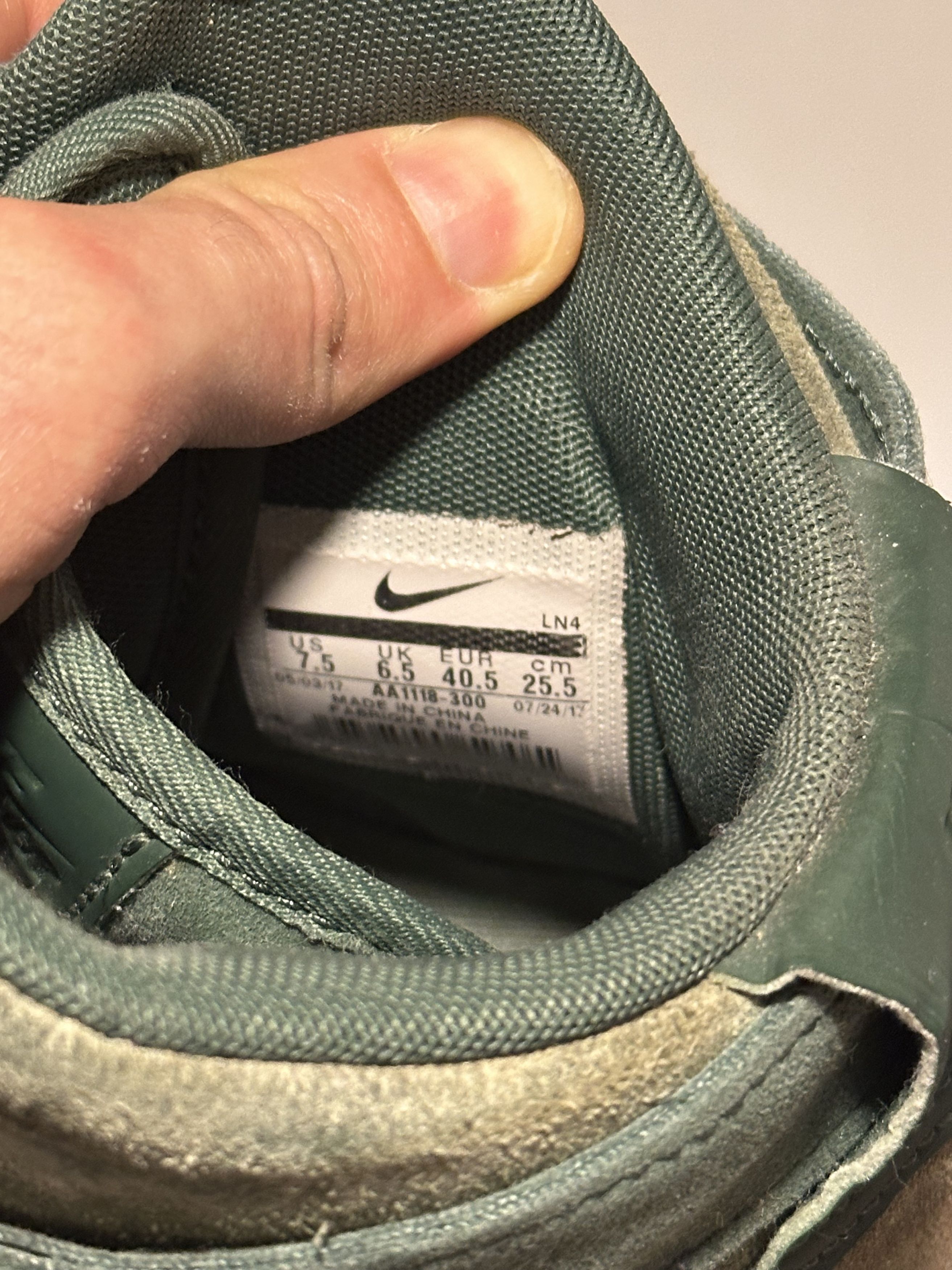 Nike Vintage Nike AirForce1 Size US 7.5 / EU 40-41 - 15 Thumbnail