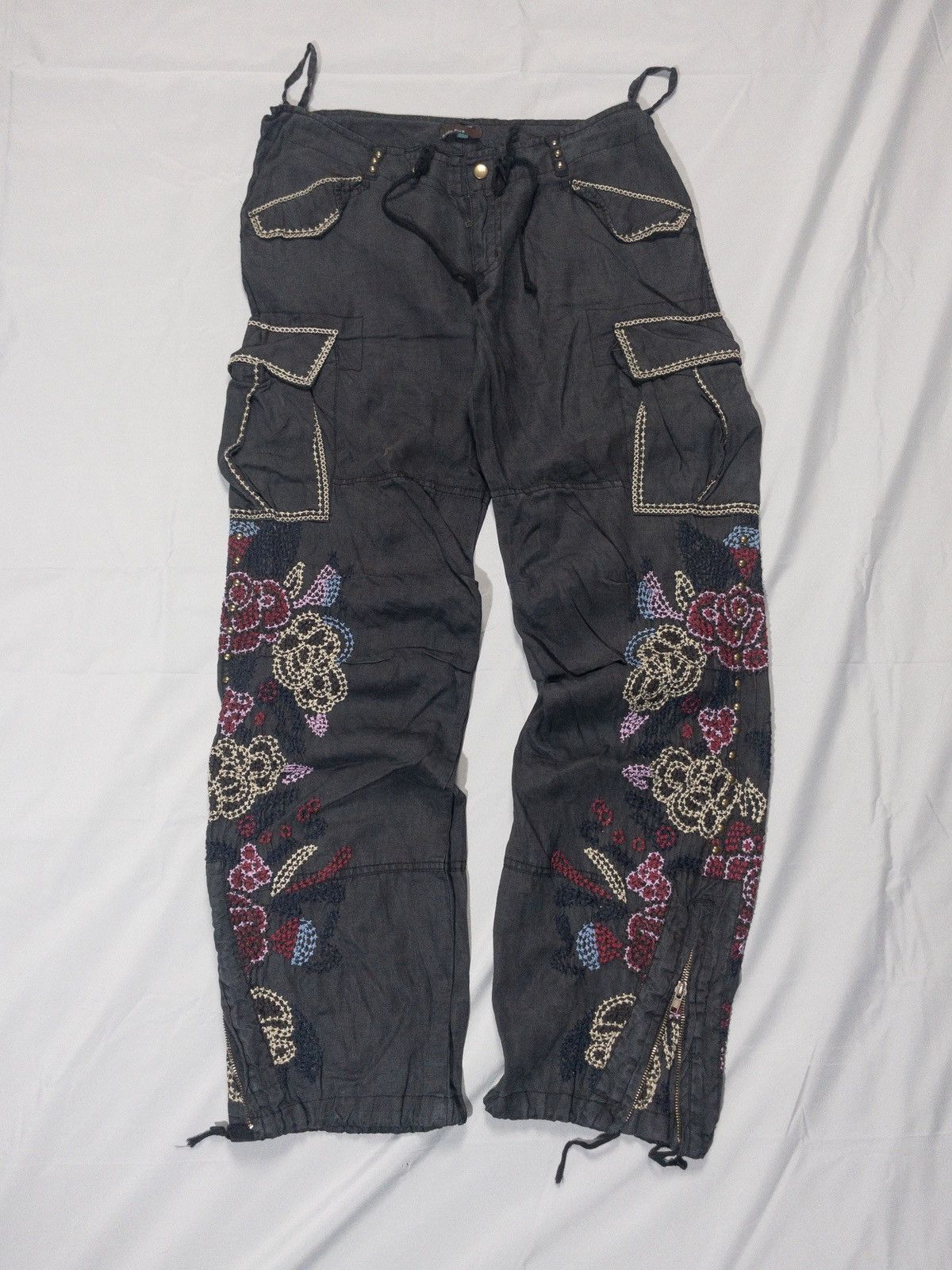 Vintage Floral Embroidered Adjustable Cargo Pants with Ankle Zips Size US 34 / EU 50 - 1 Thumbnail