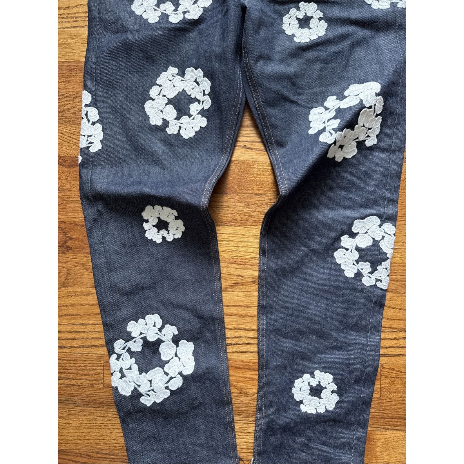 DENIM TEARS LEVI'Sx Denim Tears Embroidered Cotton Wreath Denim Jean Size US 38 / EU 54 - 5 Thumbnail